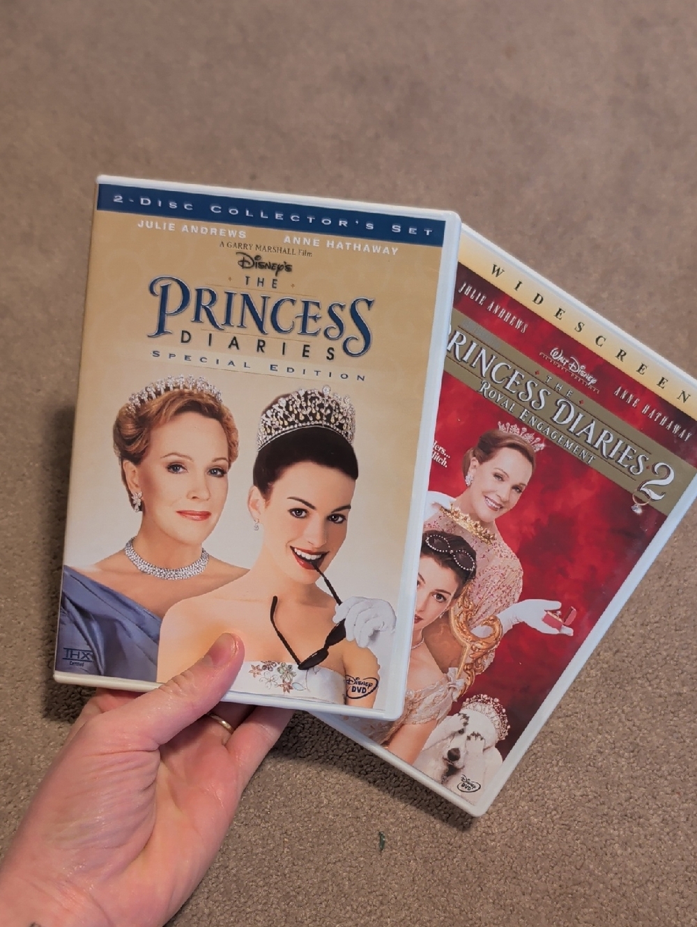 💚 2/$20 The Princess Diaries DVD Lot - Beige & Red Covers